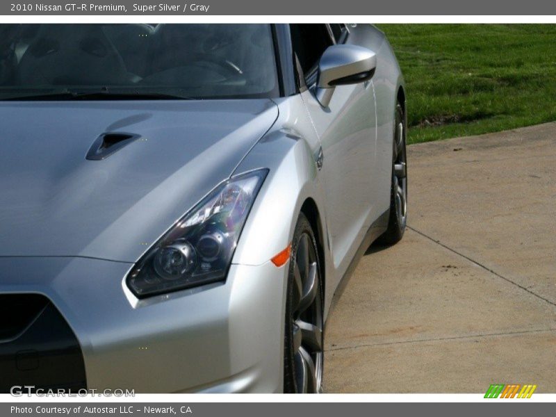 Super Silver / Gray 2010 Nissan GT-R Premium