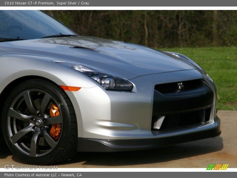Super Silver / Gray 2010 Nissan GT-R Premium
