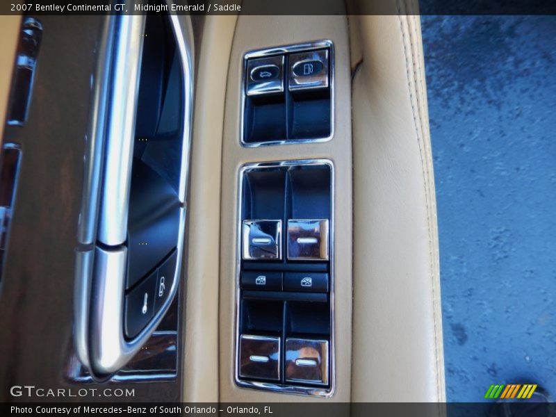 Controls of 2007 Continental GT 