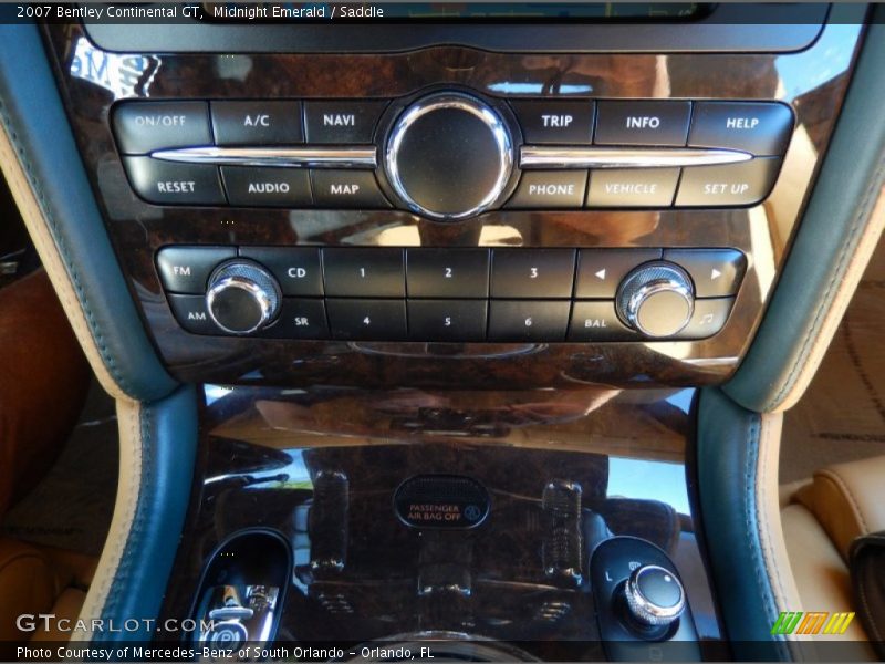 Controls of 2007 Continental GT 