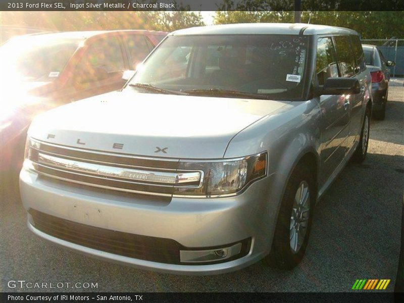 Ingot Silver Metallic / Charcoal Black 2013 Ford Flex SEL