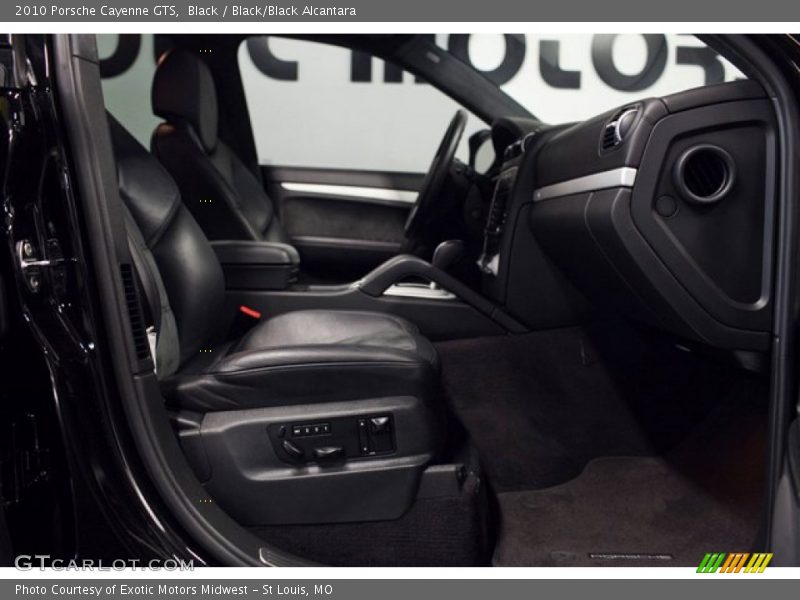 Black / Black/Black Alcantara 2010 Porsche Cayenne GTS
