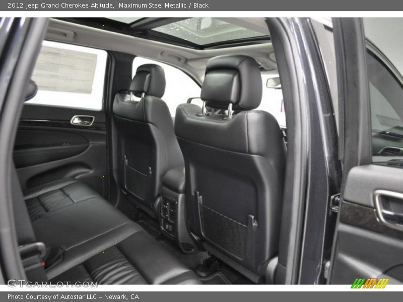 Maximum Steel Metallic / Black 2012 Jeep Grand Cherokee Altitude
