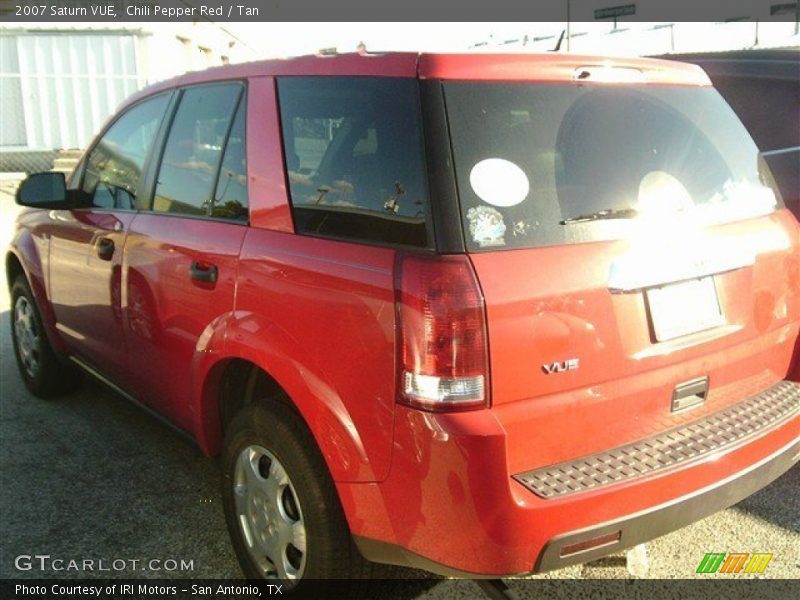 Chili Pepper Red / Tan 2007 Saturn VUE