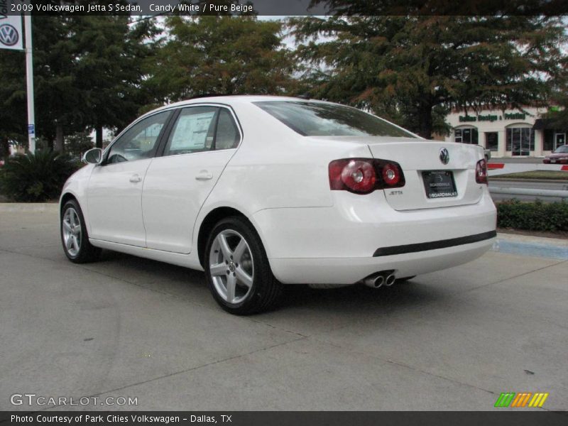 Candy White / Pure Beige 2009 Volkswagen Jetta S Sedan