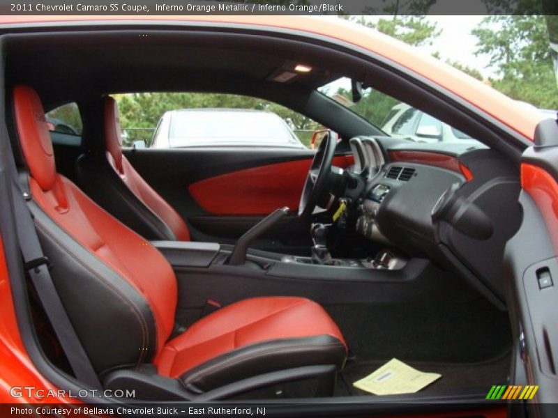 Front Seat of 2011 Camaro SS Coupe