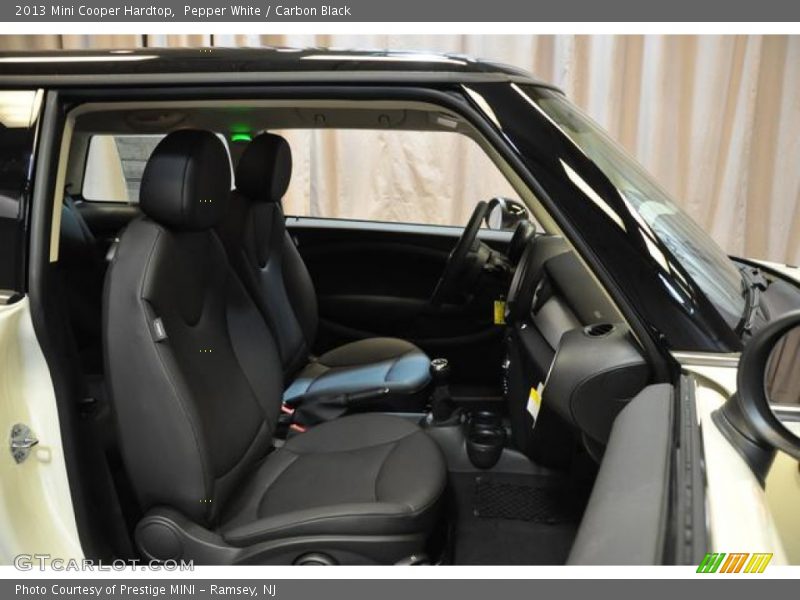 Pepper White / Carbon Black 2013 Mini Cooper Hardtop