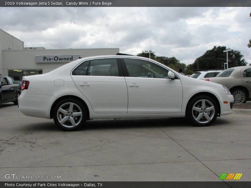 Candy White / Pure Beige 2009 Volkswagen Jetta S Sedan