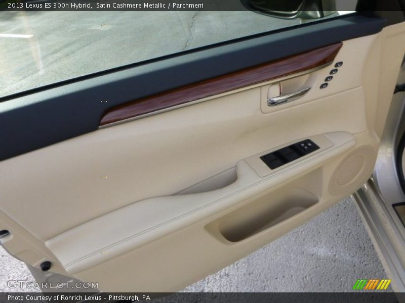 Satin Cashmere Metallic / Parchment 2013 Lexus ES 300h Hybrid
