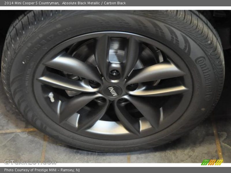 Absolute Black Metallic / Carbon Black 2014 Mini Cooper S Countryman
