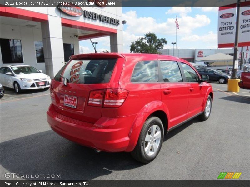 Bright Red / Black/Light Frost Beige 2013 Dodge Journey SE
