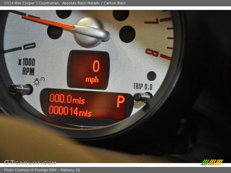Absolute Black Metallic / Carbon Black 2014 Mini Cooper S Countryman