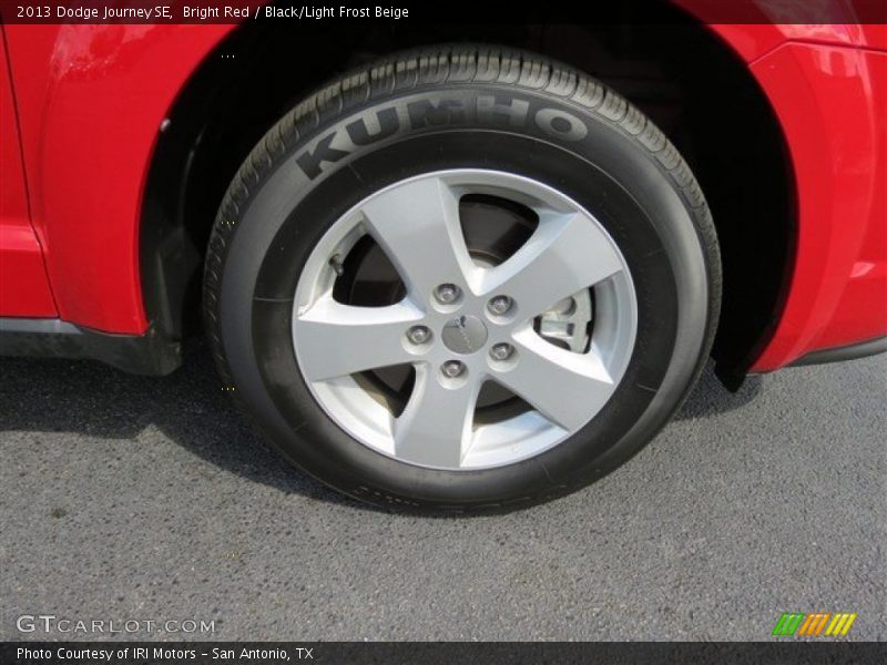 Bright Red / Black/Light Frost Beige 2013 Dodge Journey SE