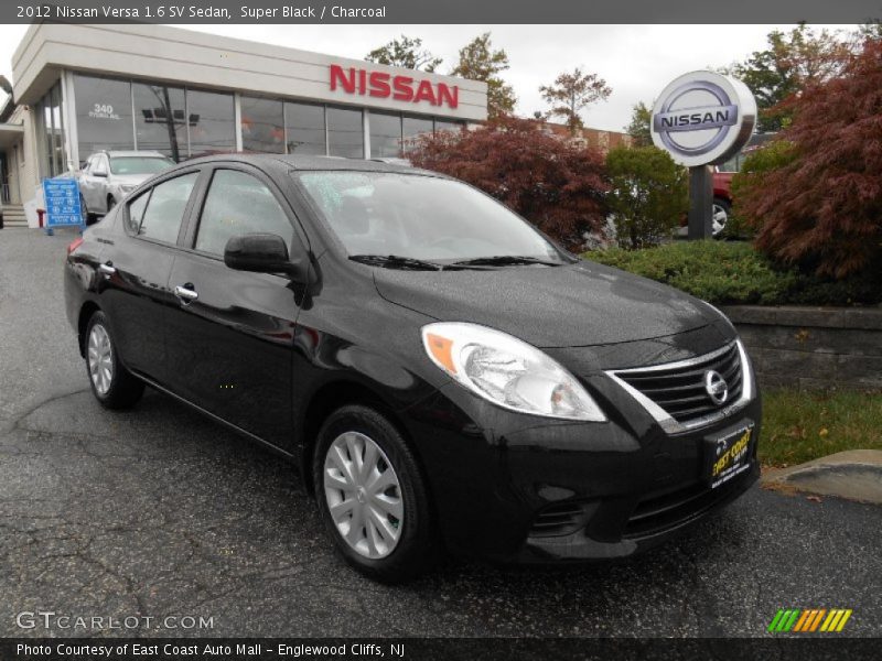 Super Black / Charcoal 2012 Nissan Versa 1.6 SV Sedan