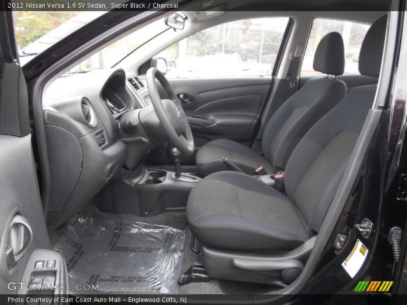 Super Black / Charcoal 2012 Nissan Versa 1.6 SV Sedan