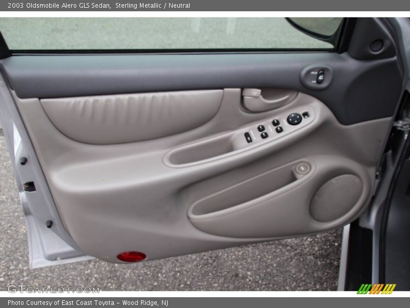 Door Panel of 2003 Alero GLS Sedan