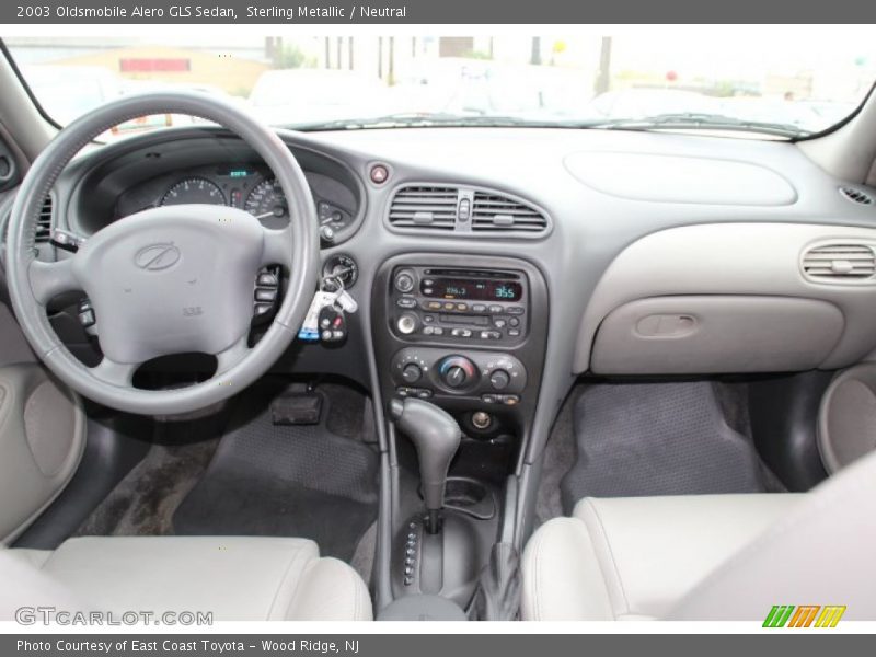 Dashboard of 2003 Alero GLS Sedan