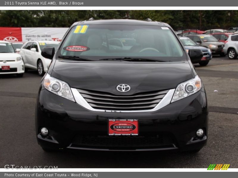 Black / Bisque 2011 Toyota Sienna XLE AWD