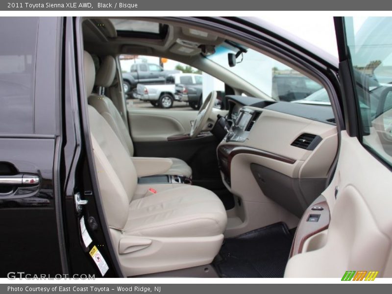 Black / Bisque 2011 Toyota Sienna XLE AWD