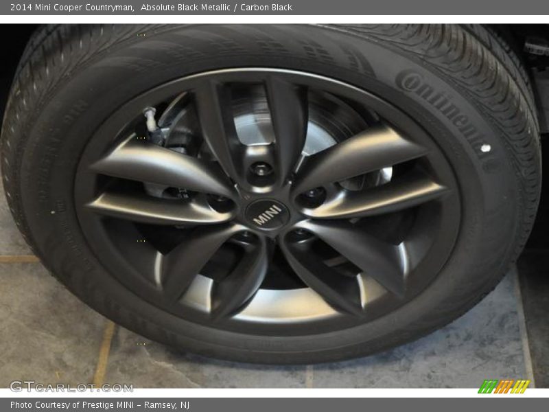 Absolute Black Metallic / Carbon Black 2014 Mini Cooper Countryman