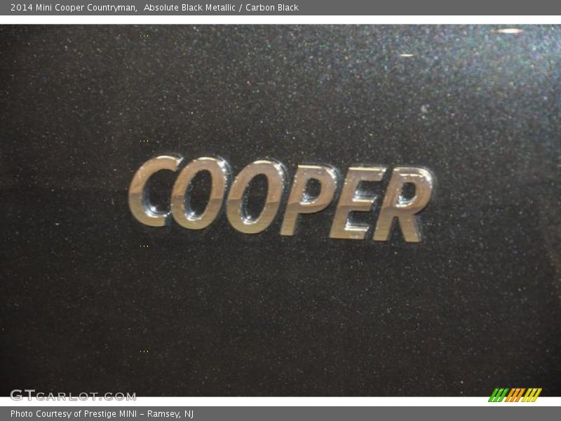 Absolute Black Metallic / Carbon Black 2014 Mini Cooper Countryman