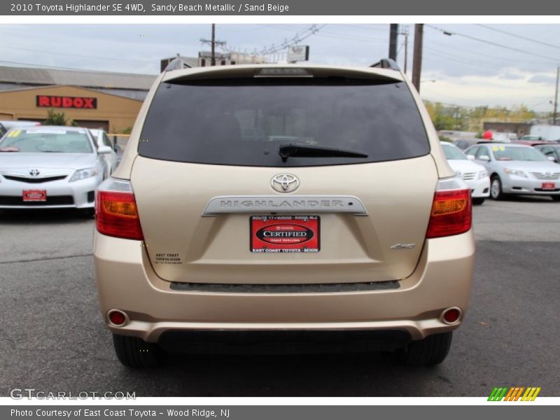 Sandy Beach Metallic / Sand Beige 2010 Toyota Highlander SE 4WD