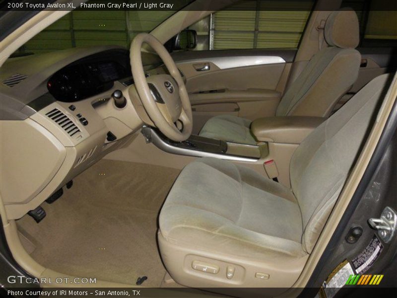 Phantom Gray Pearl / Light Gray 2006 Toyota Avalon XL