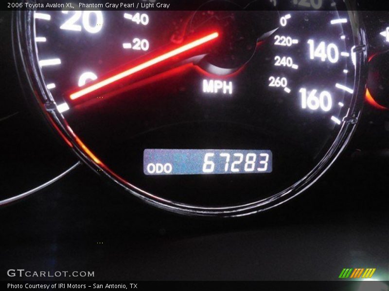 Phantom Gray Pearl / Light Gray 2006 Toyota Avalon XL