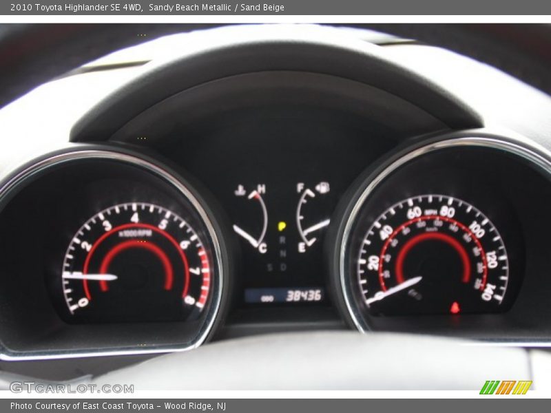 Sandy Beach Metallic / Sand Beige 2010 Toyota Highlander SE 4WD