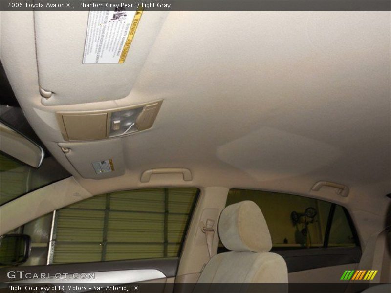Phantom Gray Pearl / Light Gray 2006 Toyota Avalon XL