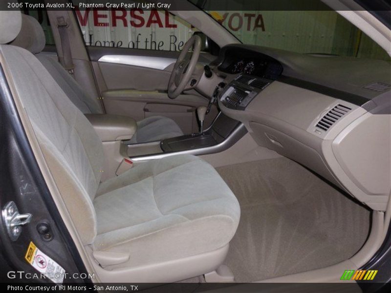 Phantom Gray Pearl / Light Gray 2006 Toyota Avalon XL