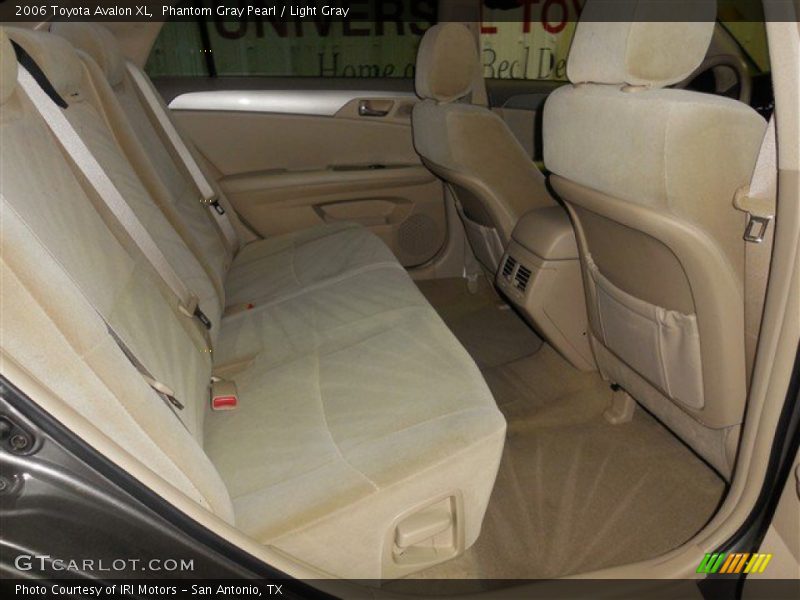 Phantom Gray Pearl / Light Gray 2006 Toyota Avalon XL