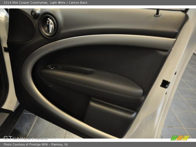 Light White / Carbon Black 2014 Mini Cooper Countryman
