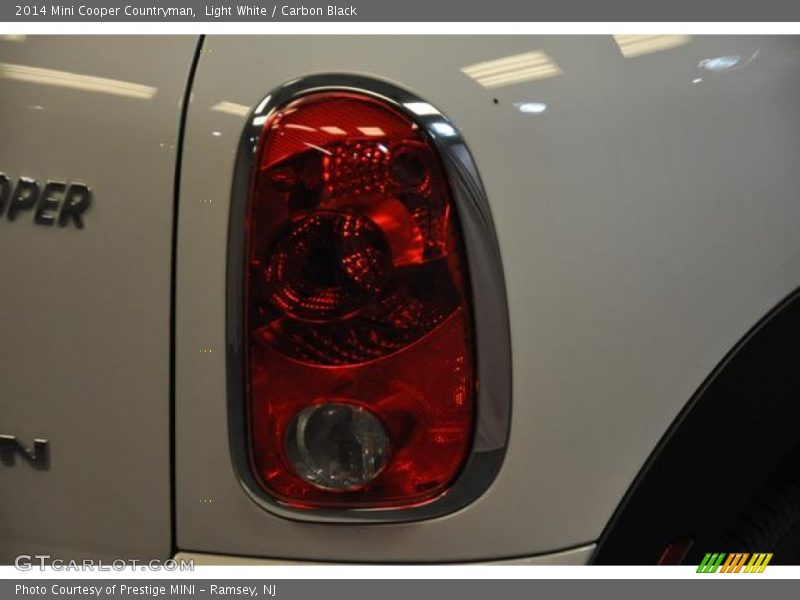 Light White / Carbon Black 2014 Mini Cooper Countryman