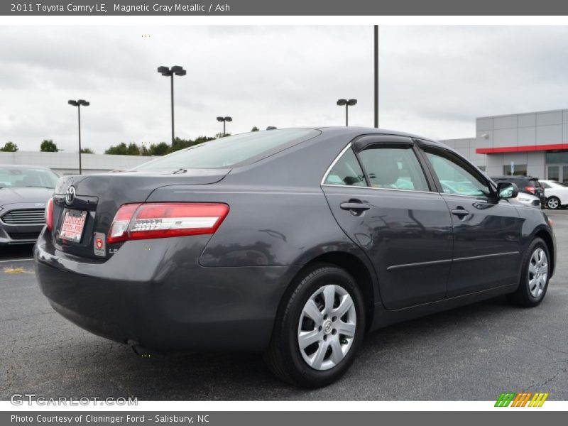Magnetic Gray Metallic / Ash 2011 Toyota Camry LE