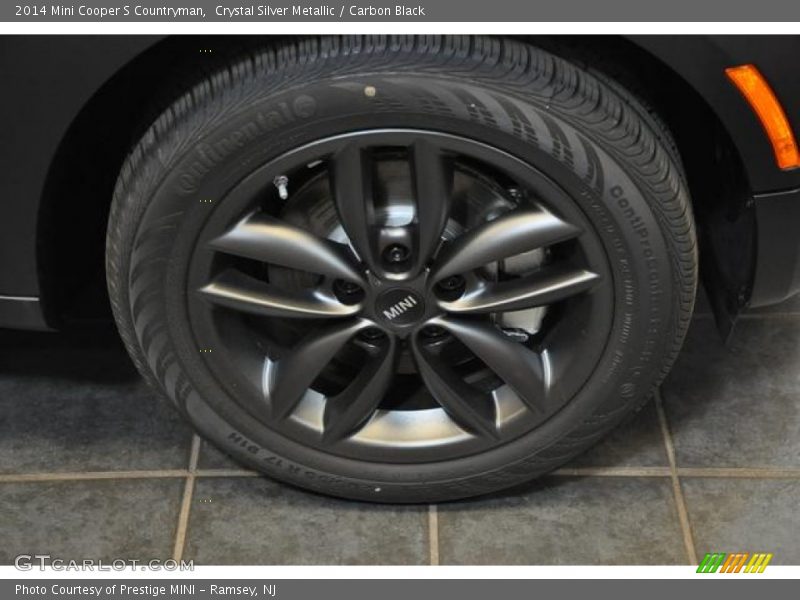 Crystal Silver Metallic / Carbon Black 2014 Mini Cooper S Countryman