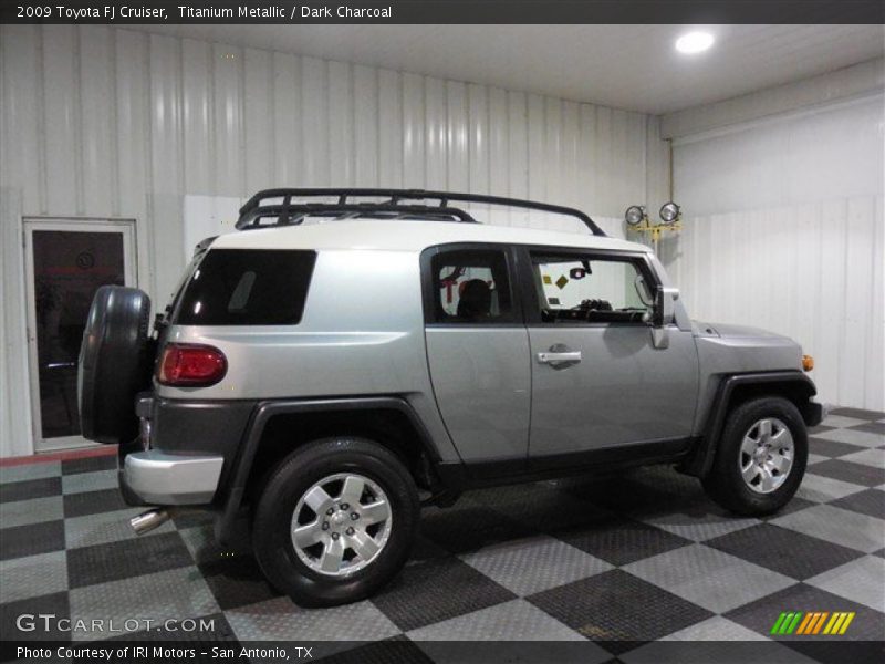 Titanium Metallic / Dark Charcoal 2009 Toyota FJ Cruiser