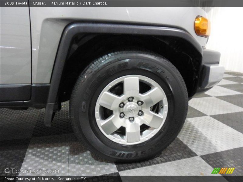 Titanium Metallic / Dark Charcoal 2009 Toyota FJ Cruiser