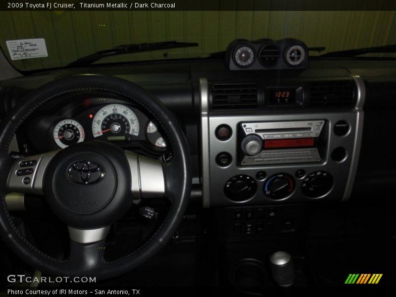 Titanium Metallic / Dark Charcoal 2009 Toyota FJ Cruiser