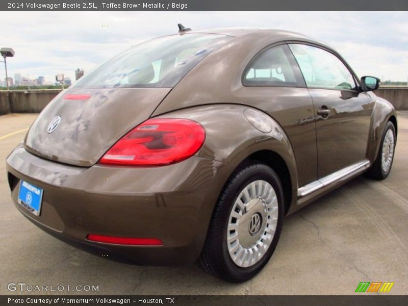Toffee Brown Metallic / Beige 2014 Volkswagen Beetle 2.5L