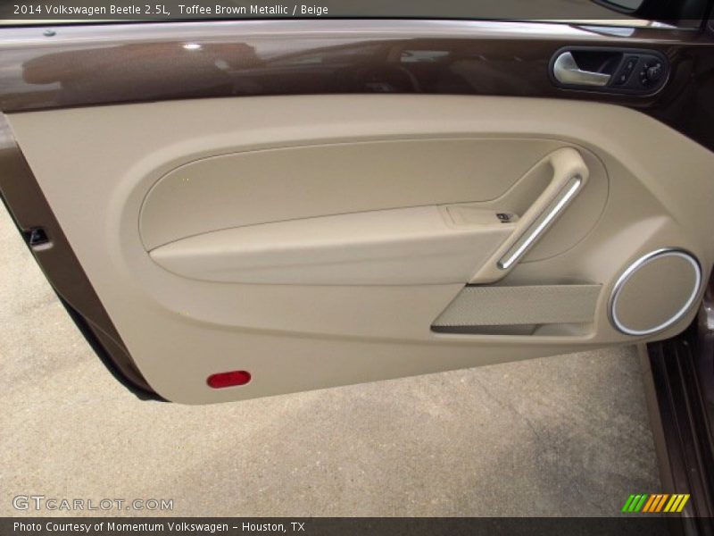 Door Panel of 2014 Beetle 2.5L