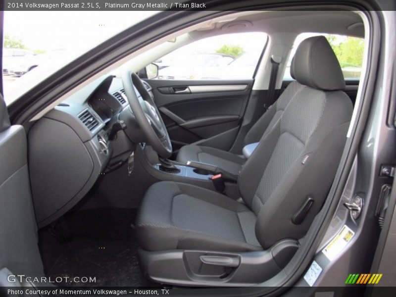 Platinum Gray Metallic / Titan Black 2014 Volkswagen Passat 2.5L S