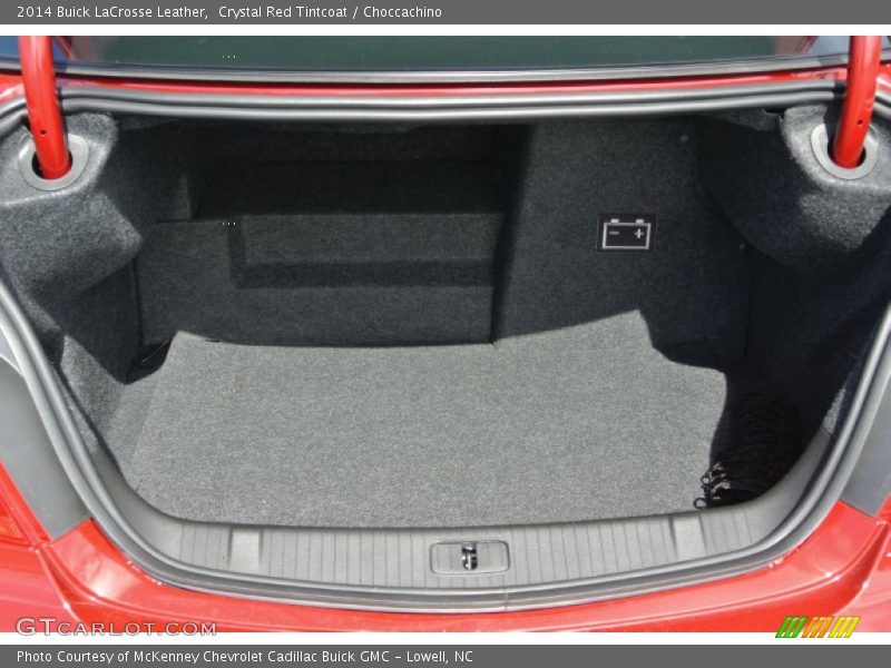  2014 LaCrosse Leather Trunk