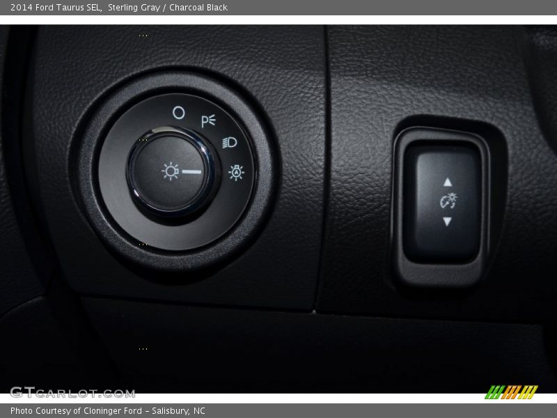 Sterling Gray / Charcoal Black 2014 Ford Taurus SEL
