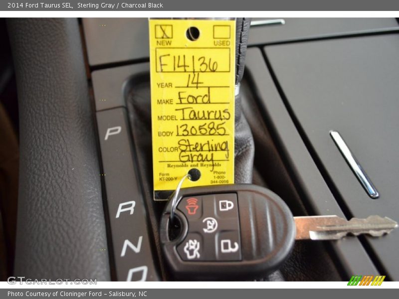 Sterling Gray / Charcoal Black 2014 Ford Taurus SEL