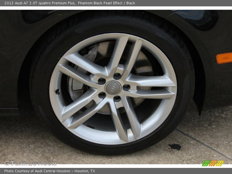 Phantom Black Pearl Effect / Black 2013 Audi A7 3.0T quattro Premium Plus