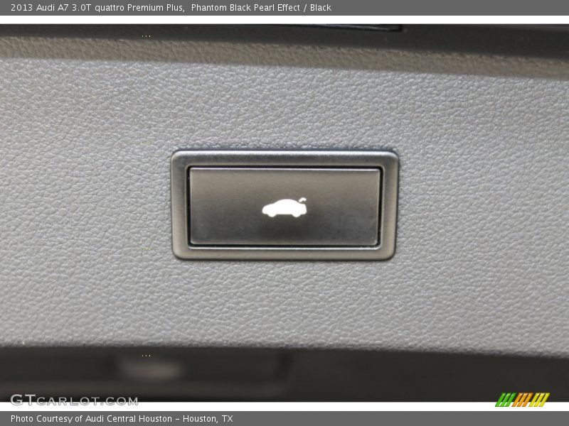 Phantom Black Pearl Effect / Black 2013 Audi A7 3.0T quattro Premium Plus