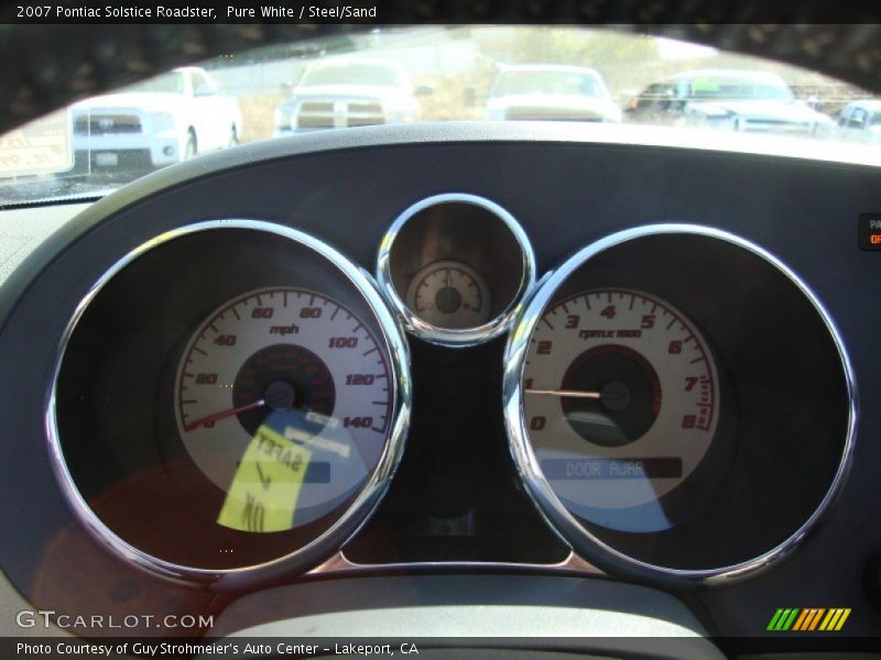 Pure White / Steel/Sand 2007 Pontiac Solstice Roadster