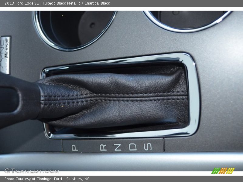 Tuxedo Black Metallic / Charcoal Black 2013 Ford Edge SE