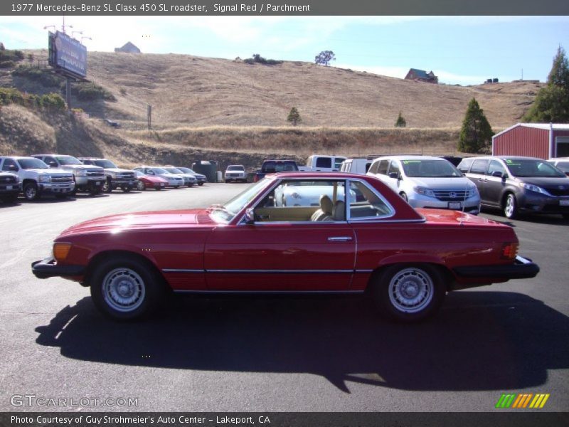 Signal Red / Parchment 1977 Mercedes-Benz SL Class 450 SL roadster